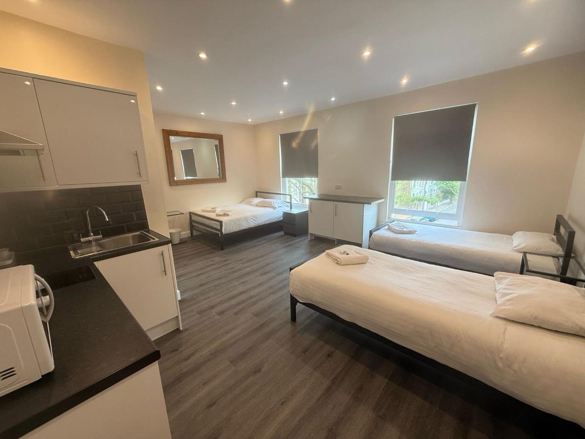 Saba Hotel Лондон Экстерьер фото