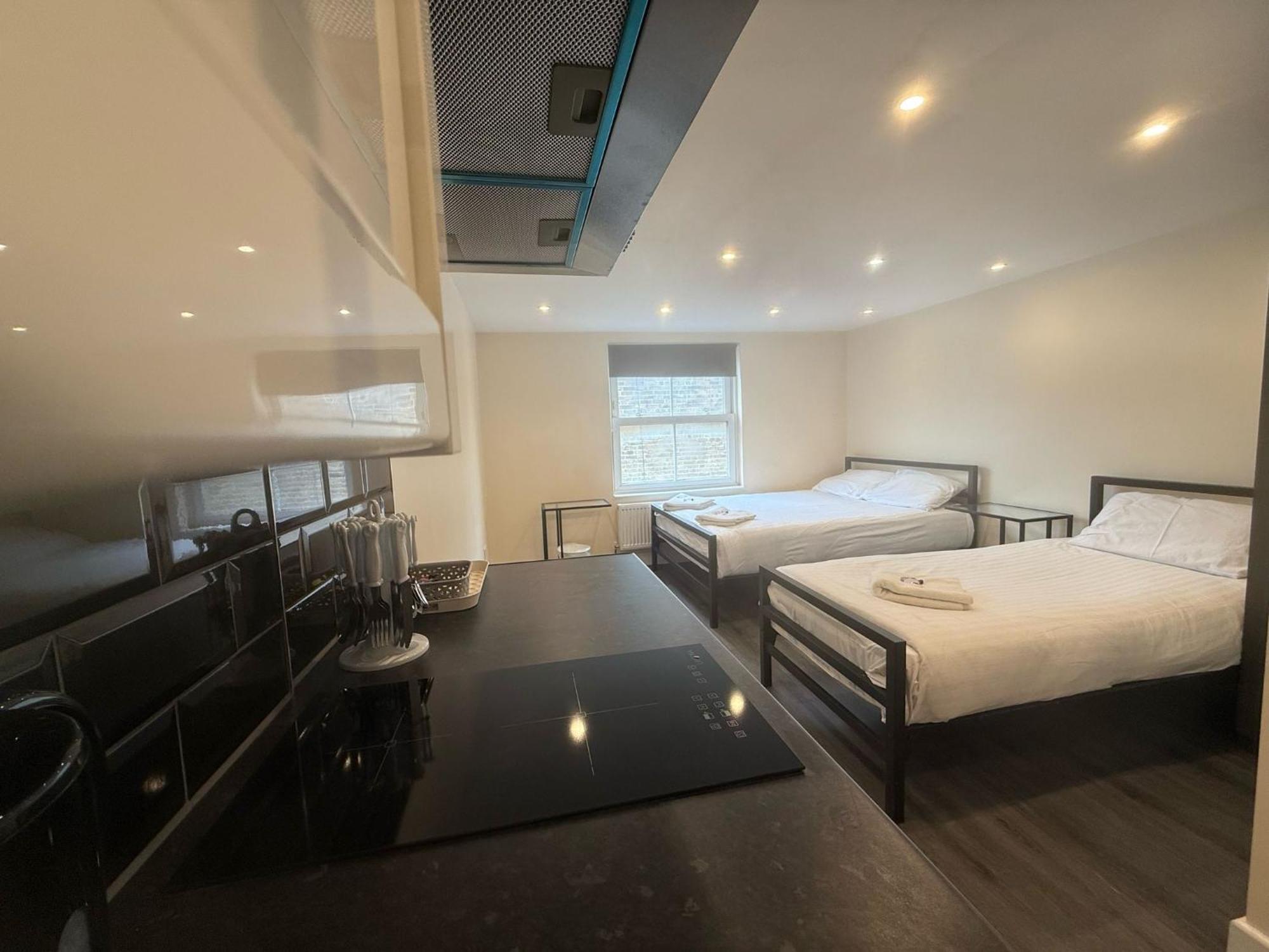 Saba Hotel Лондон Экстерьер фото