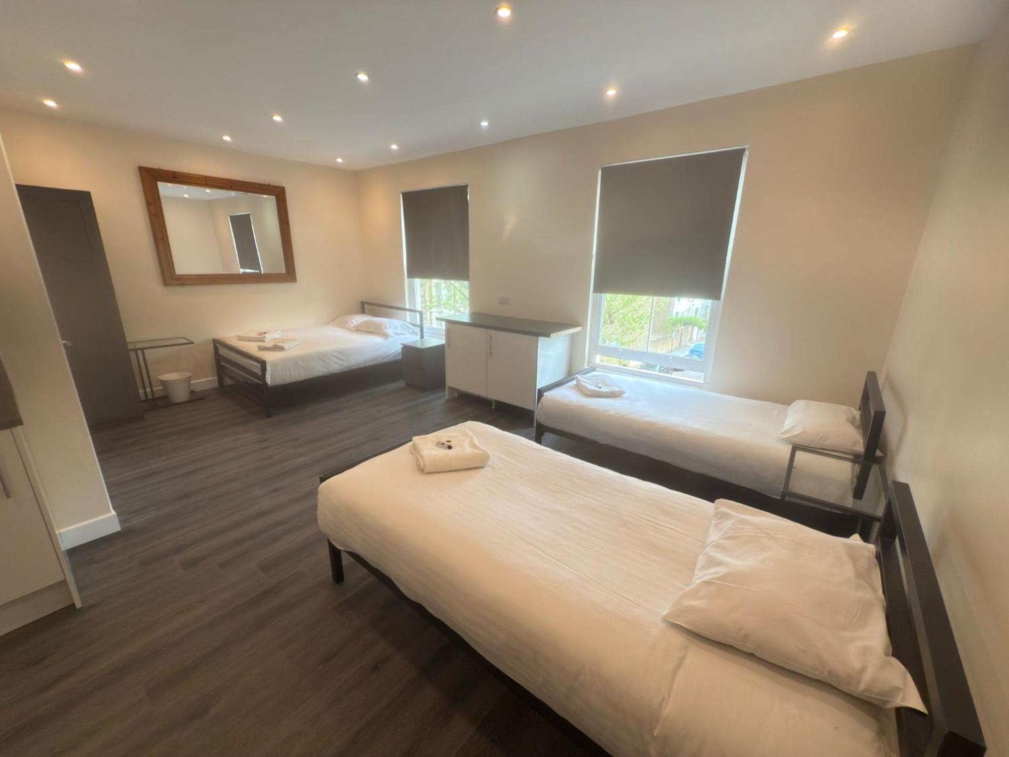 Saba Hotel Лондон Экстерьер фото